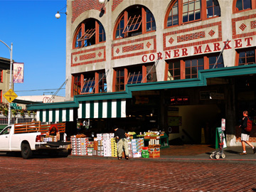 Vendors unloading their produce in the morning at Pike Place Market in Seattle, USA
