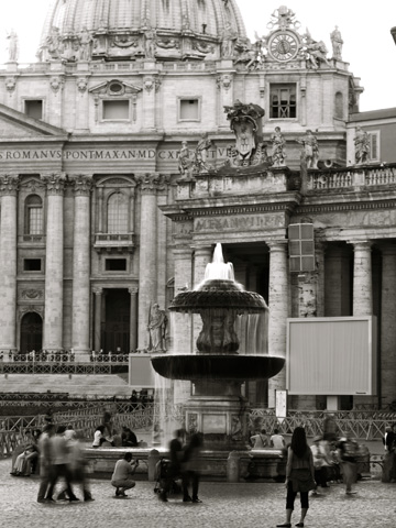 A fountain in front the Vatican