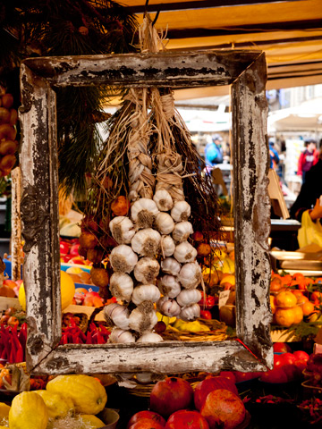 Garlic displayed in Campo di Fiori in Rome, Italy